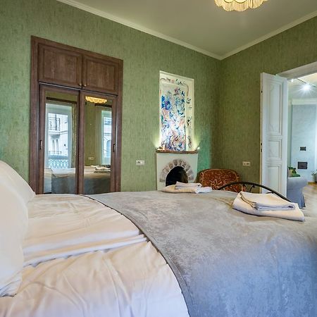 Gallery Apartment Tiflis Dış mekan fotoğraf