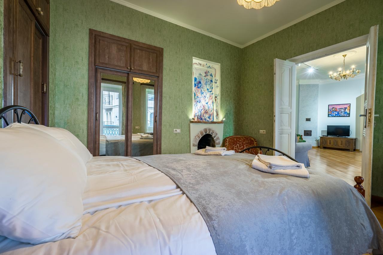 Gallery Apartment Tiflis Dış mekan fotoğraf