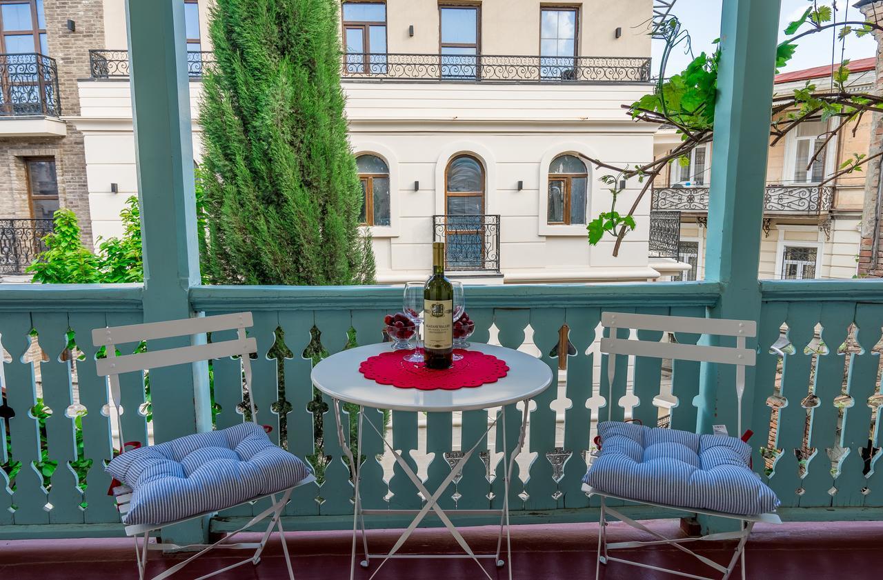 Gallery Apartment Tiflis Dış mekan fotoğraf