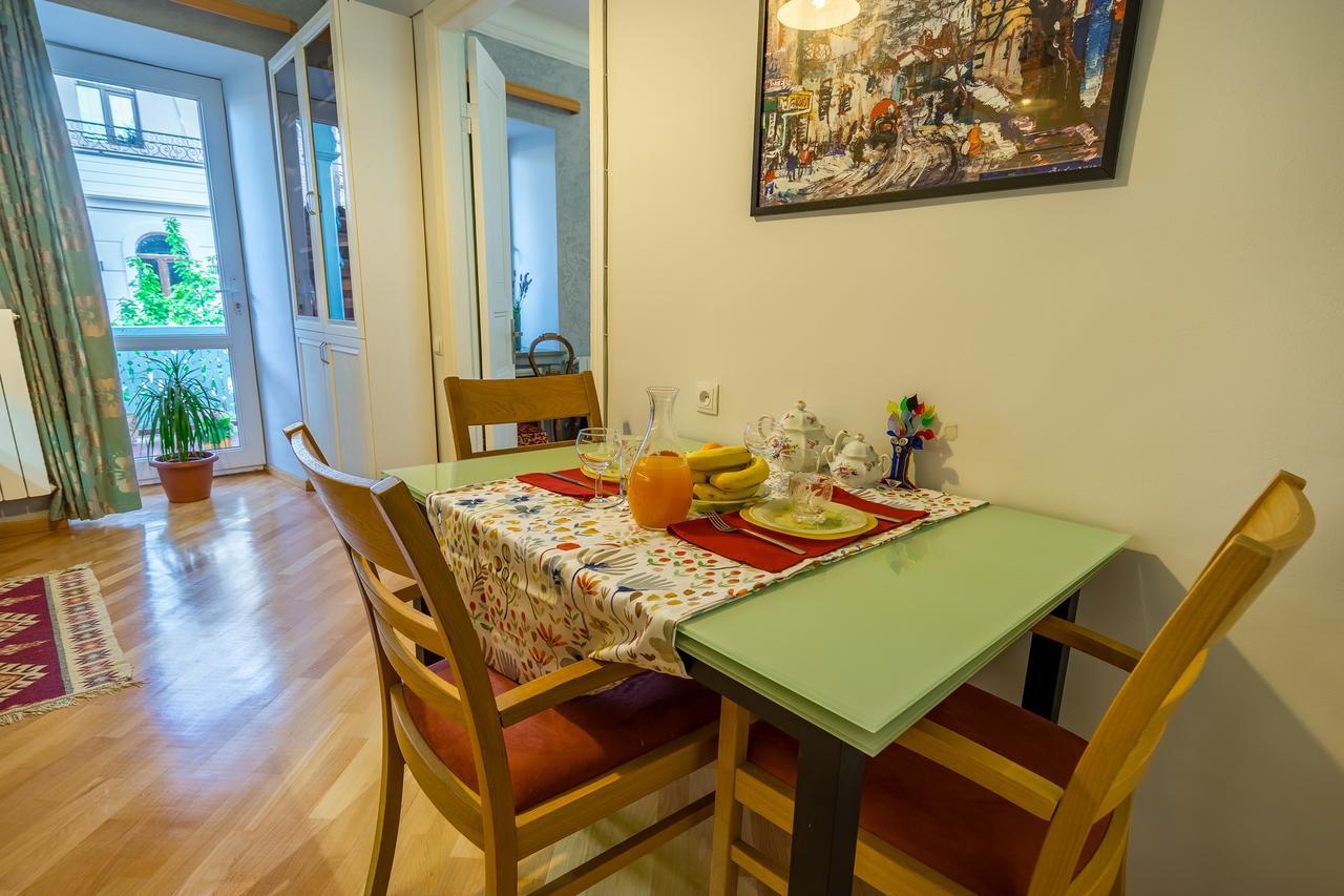 Gallery Apartment Tiflis Dış mekan fotoğraf