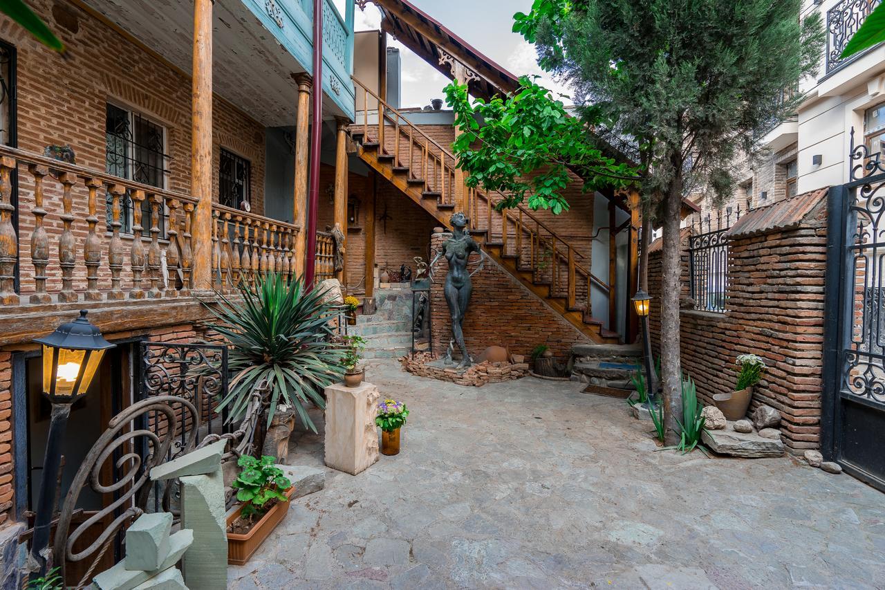 Gallery Apartment Tiflis Dış mekan fotoğraf